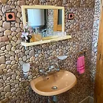 Cozy Niya , до боровец , двор и барбекю Beli Iskăr