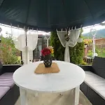 Pensiune Cozy Niya , до боровец , двор и барбекю 3*