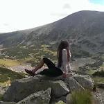 Cozy Niya , до боровец , двор и барбекю 3*