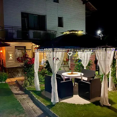 Cozy Niya , до боровец , двор и барбекю 3*