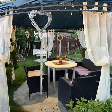 Penzion Cozy Niya , до боровец , двор и барбекю